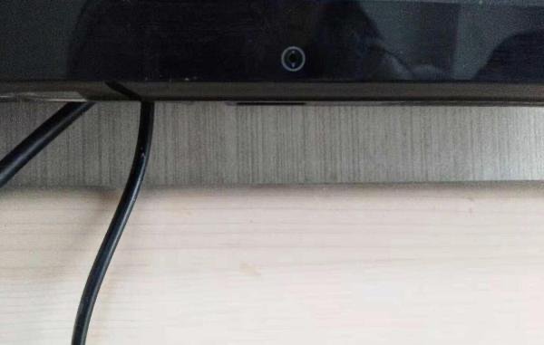 有酒店浴室被发现挂钩暗藏摄像头，外出住酒店应该如何保护自己的个人隐私？