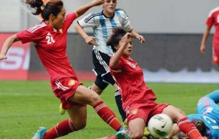 女足爆发大规模冲突，这是怎么回事？