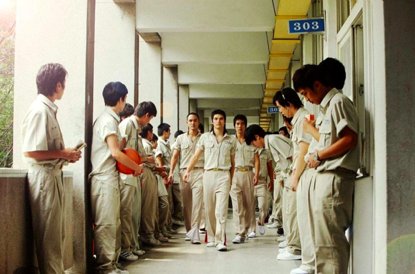 《热血高校》：一部足以让很多男人热血沸腾的漫改神剧，类似这样的电影还有哪些？