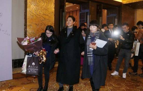 倪萍跟赵忠祥是多年好友,倪萍在赵忠祥去世后也传来了噩耗,发生了什么?