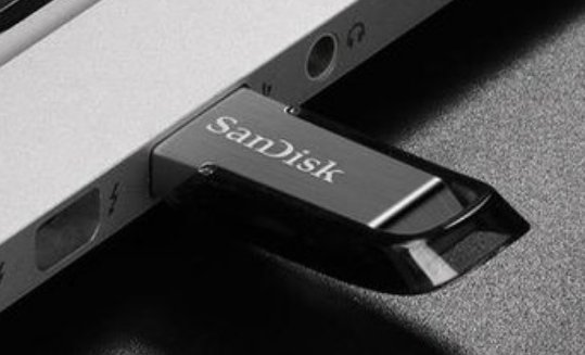 新买的高端闪迪U盘用不了，显示“无法识别的USB设备”