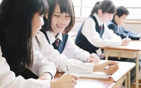 日语一级多少分及格啊？