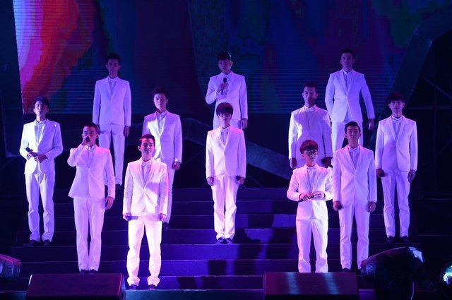 2013届快乐男声12强名单