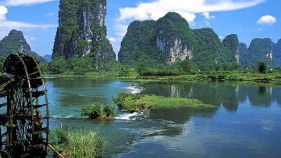 韩愈在送桂州严大夫描绘的桂林山水具体位于我国哪里