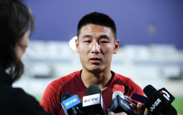 如何看待武磊说外界不了解我们的艰苦？