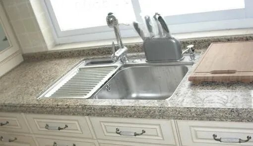 橱柜台面哪种材质好?八大材质橱柜台面大比拼