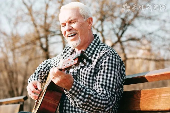 生产密胺餐具有毒吗（密胺餐具有毒吗）