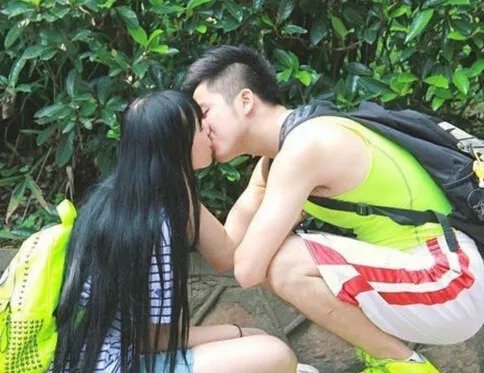 黄灿灿一站到底参加了吗？  武大女神才貌双全