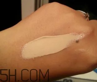 欧莱雅粉bb霜怎么用?欧莱雅粉bb霜使用方法