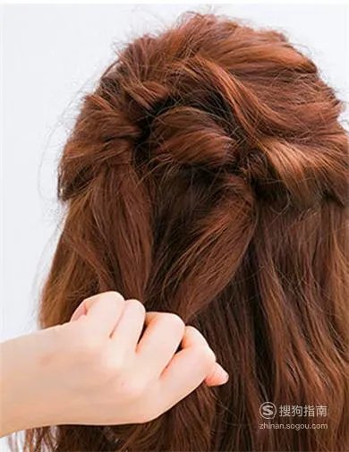 韩式花苞头的扎法步骤图解