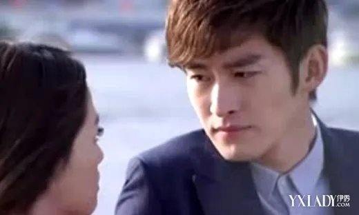 张翰陈乔恩吻戏照片泄露《至少还有你》剧情提前曝光