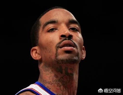 J.R史密斯的J.R是什么意思?