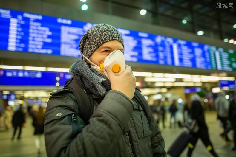 郑州：请市民不要扎堆抢购 在郑州东站待了两个小时用隔离吗