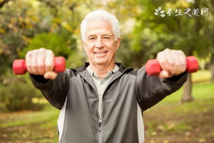 如何练习打沙袋