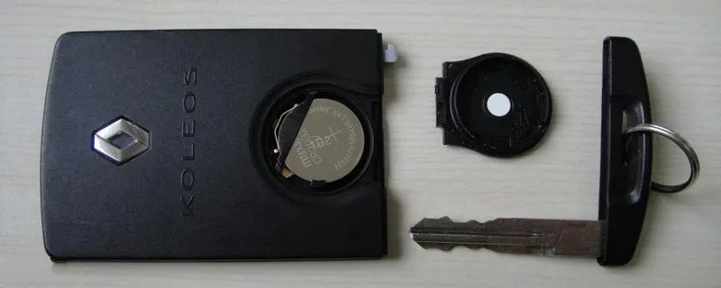 雷诺科雷傲钥匙怎么换电池视频,雷诺科雷傲的钥匙怎么换电池