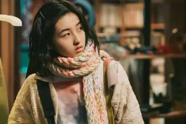 如何评价电影《亲爱的新年好》？