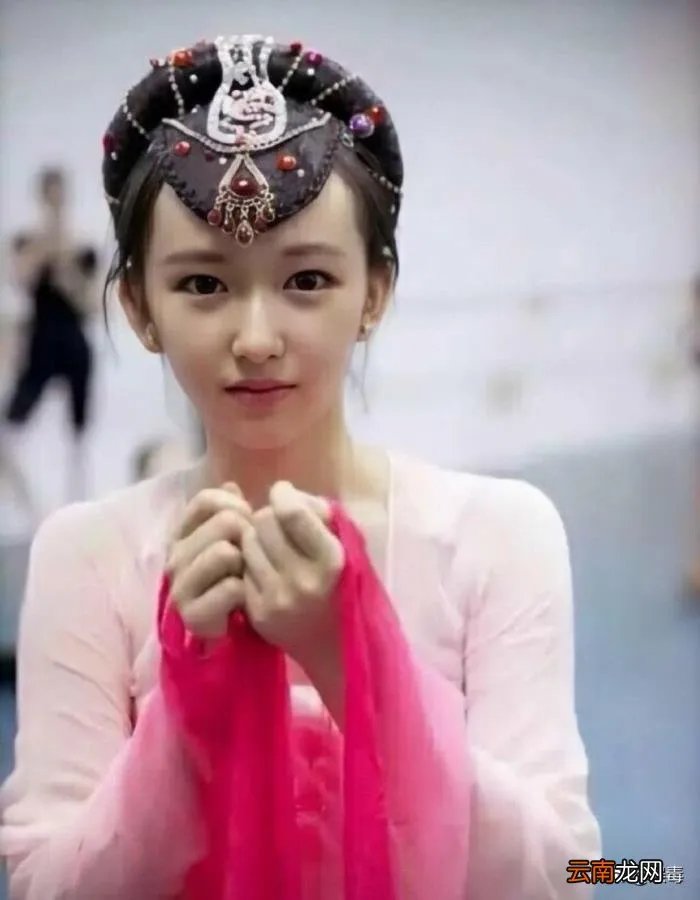 鞠婧祎的初中照 鞠婧祎初中照片