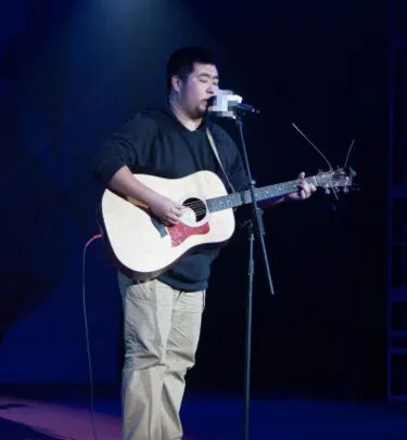 宋冬野天天向上献唱“董小姐”   操刀《万物生长》主题曲