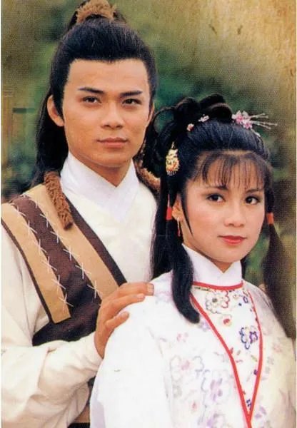 翁美龄、黄日华版的《射雕英雄传》是众多改编版中最经典的吗？哪些角色让你过目不忘？