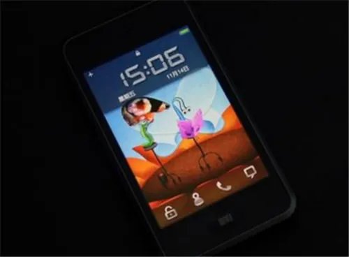 手机白屏是什么原因 怎么保护手机显示器