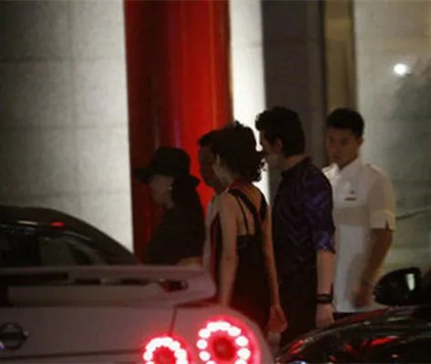 安又琪近况曝光  安又琪与富豪男友开车见家长