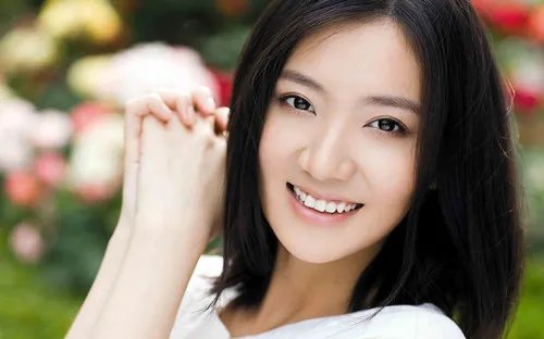 一般拍艺术照多少钱 如何拍唯美个人写真