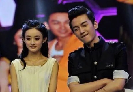 赵丽颖陈晓公开恋情？ 只差承认牵手亲密照曝光