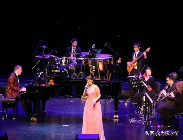 网络音乐收费，利不利于音乐的发展？