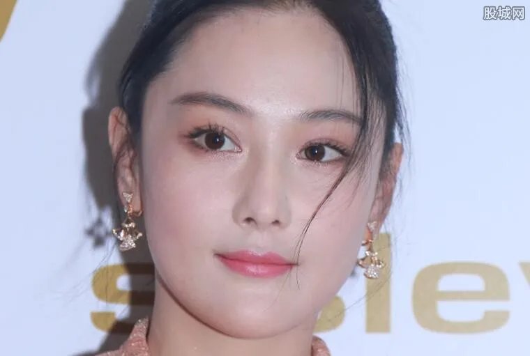 吴卓羲和张馨予怎么回事 曝光亲密照片引热议