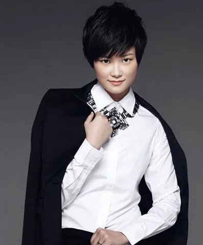 李宇春车震门遭曝光 网友力与韩寒证奸情属实