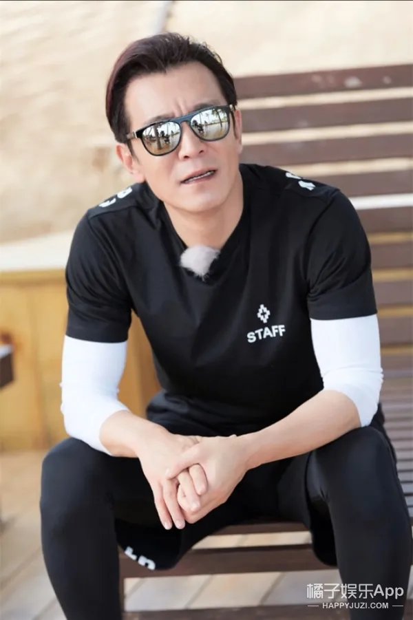 哈文罕见晒比基尼照 哈文和李咏最新美丽照片