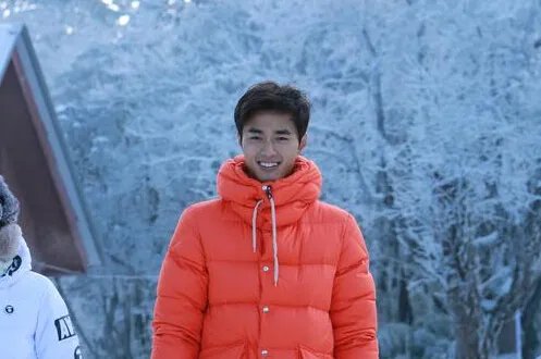 赵磊的老婆系谣言  帅气超模自曝昔日经历