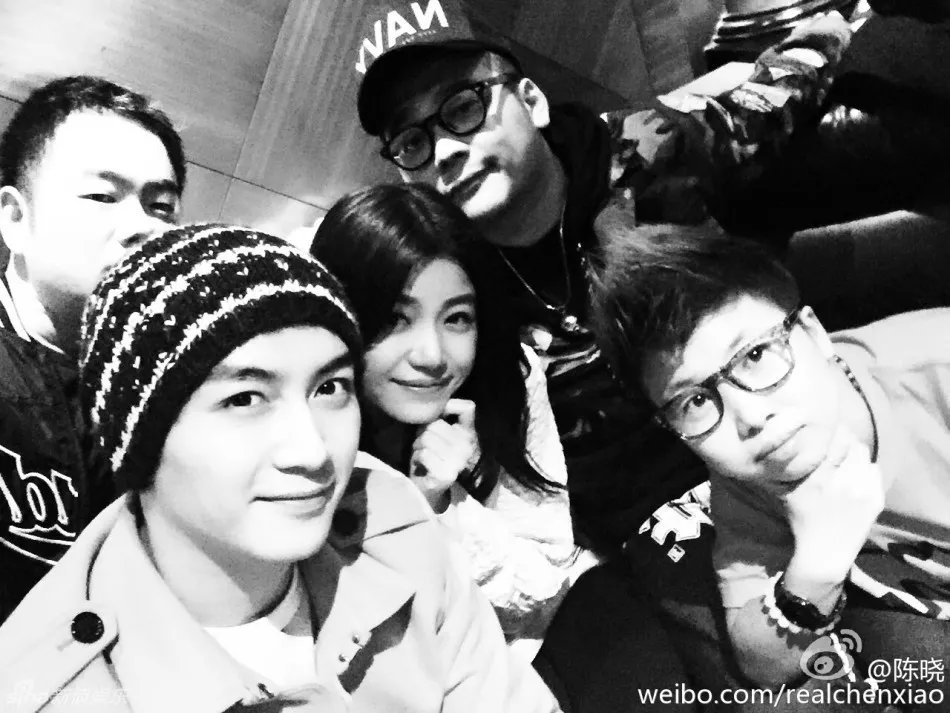八一八：陈晓陈妍希恋情曝光 昔日合影满满的爱