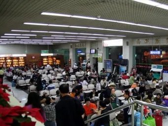 台州商人花270万从非洲包机回国治病，你看到是不是觉得很骄傲？