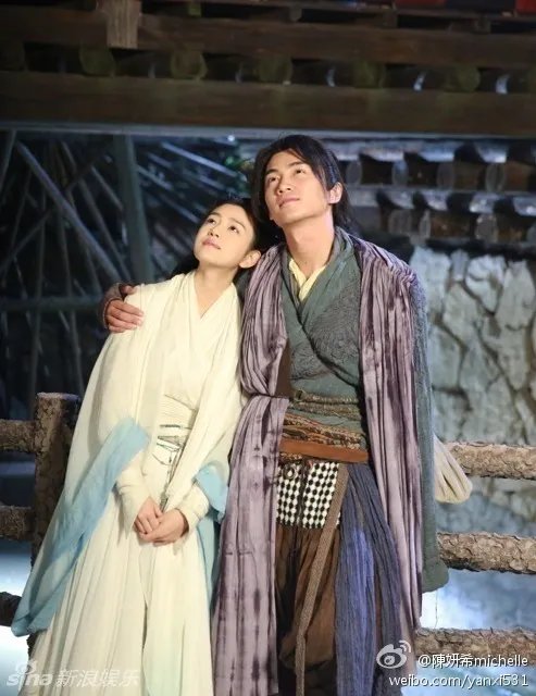 八一八：陈晓陈妍希恋情曝光 昔日合影满满的爱