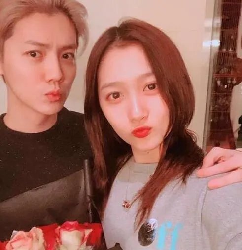 关晓彤鹿晗同款窗帘是怎么回事 关晓彤鹿晗同款窗帘是什么情况