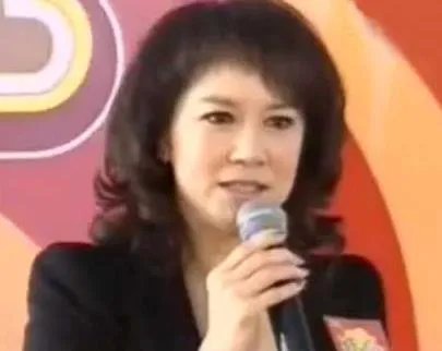 苗可秀永远不被遗忘的龙女郎：苗可秀为什么不结婚