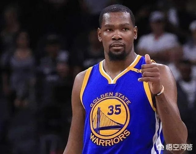 克莱汤普森14个三分打破库里记录,你觉得库里、杜兰特和汤普森谁的三分更稳定?为什么?