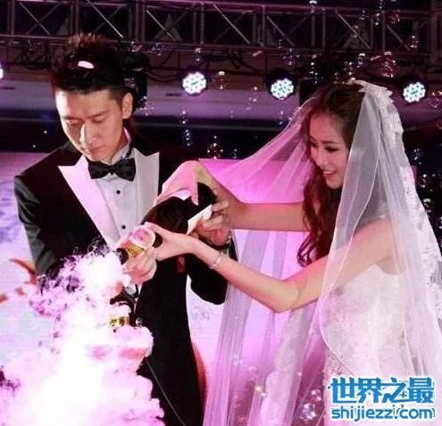 孙悦陈露车震门真相，已结婚生女科比送上祝福 