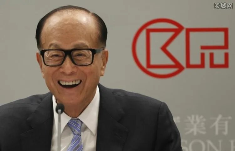 李嘉诚向武汉疫区捐多少钱 对疫情援助很给力