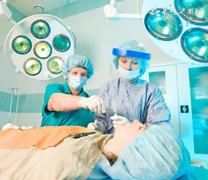 如何判断发际线是否后移 发际线后移严重怎么办