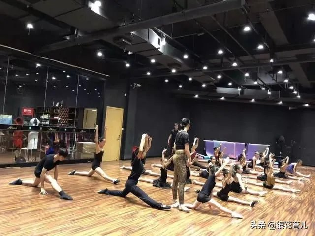 如何看待今年全国艺考报名数达117万人？