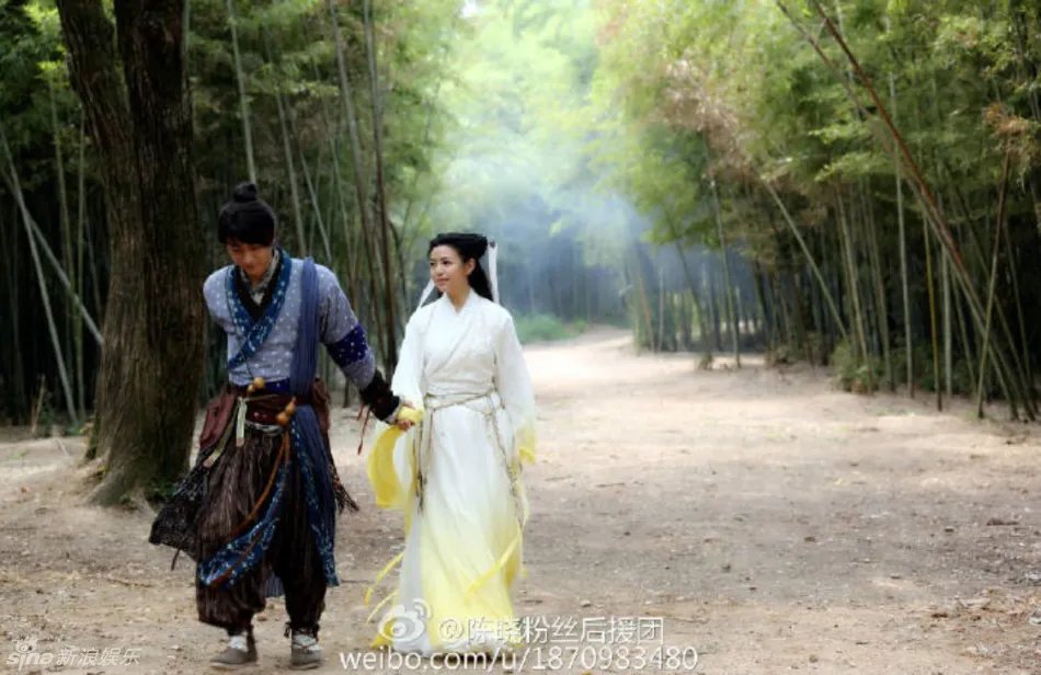 八一八：陈晓陈妍希恋情曝光 昔日合影满满的爱