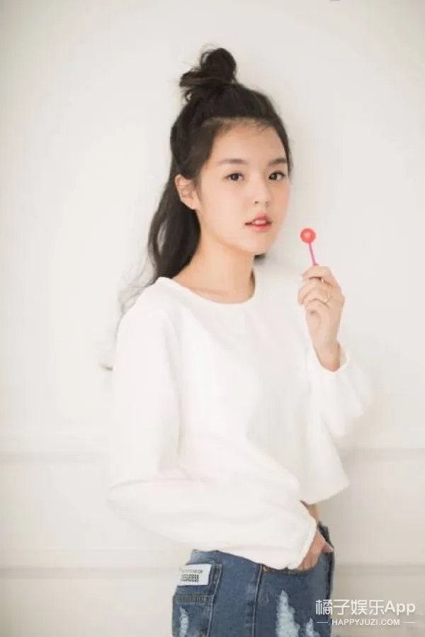 哈文罕见晒比基尼照 哈文和李咏最新美丽照片