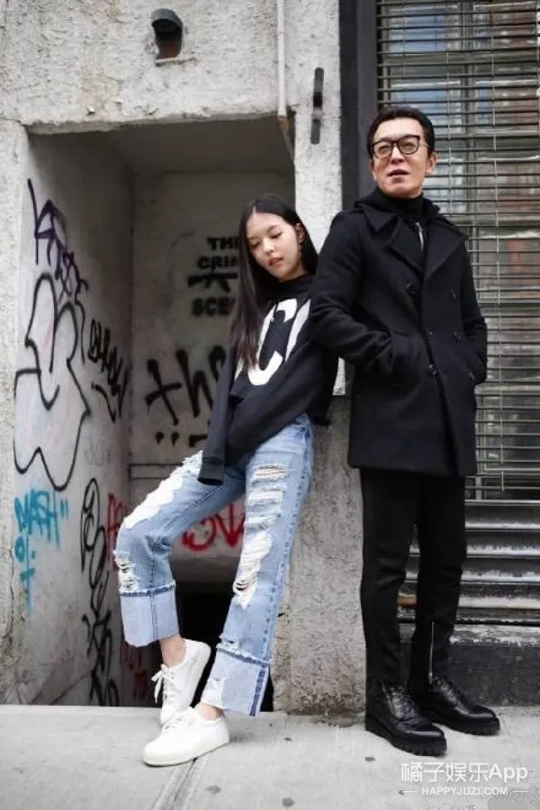 哈文罕见晒比基尼照 哈文和李咏最新美丽照片