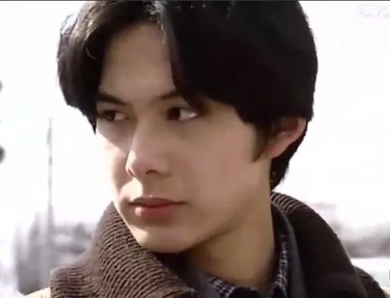 柏原崇佟丽娅亲密照流出 柏原崇是谁