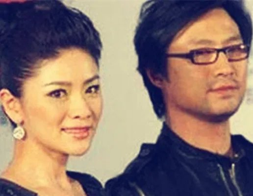 汪峰的前妻齐丹合照 揭秘两人离婚的内幕