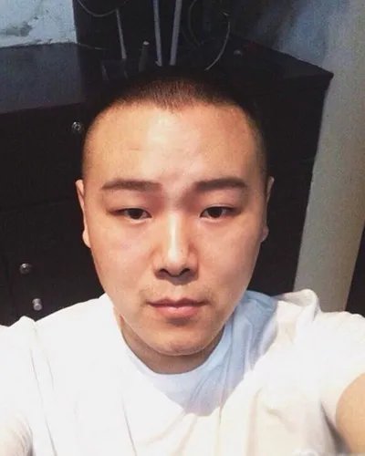 沙溢晒变瘦照PK岳云鹏 网友赞好基友一辈子