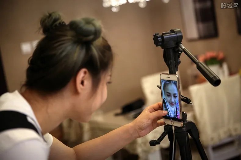 电商主播人才政策 最高50万元购房奖励