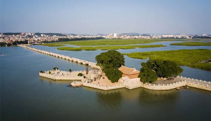 洛阳桥位于什么地方